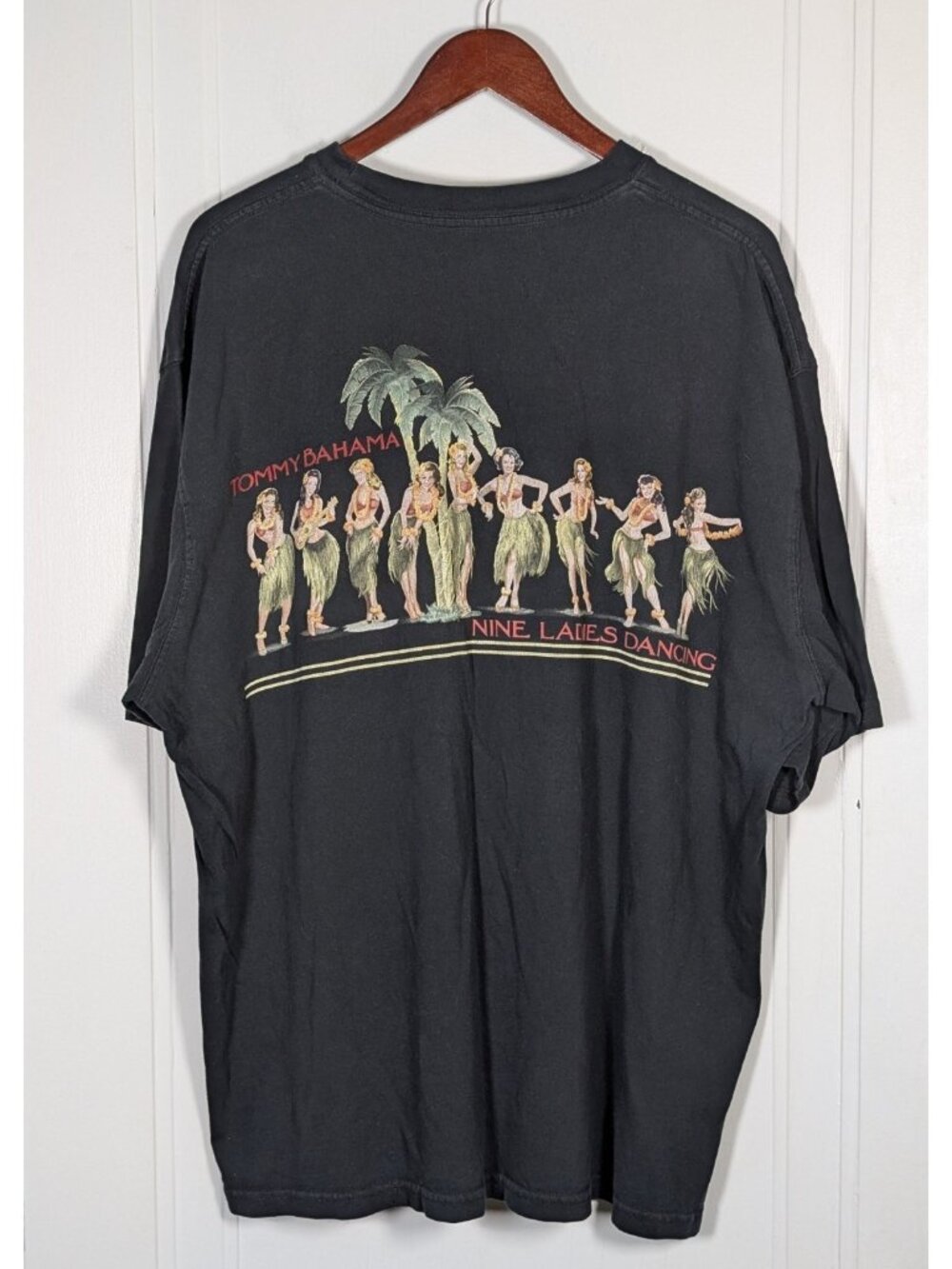 Vintage Tommy Bahama Nine Ladies Dancing Hula Girls Graphic T-shirt Size 2XL XXL